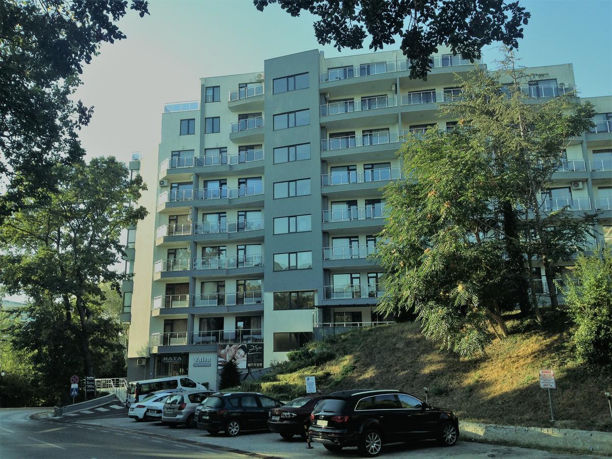 Apartments Yalta Golden Sands Exterior photo